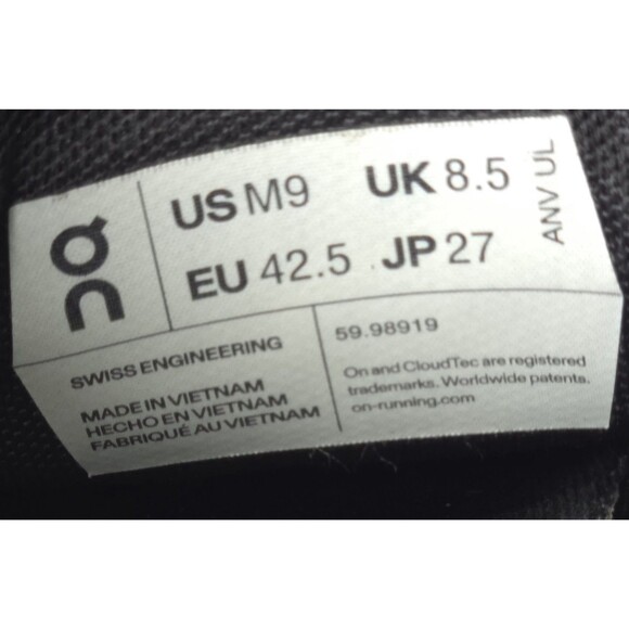 On Cloud 5 Running Shoes Mens Black White Athletic Sneakers Size 9m